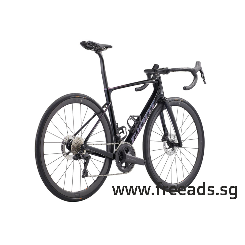 2024 Giant Defy Advanced Pro 0 Road Bike (GUN2BIKESHOP)