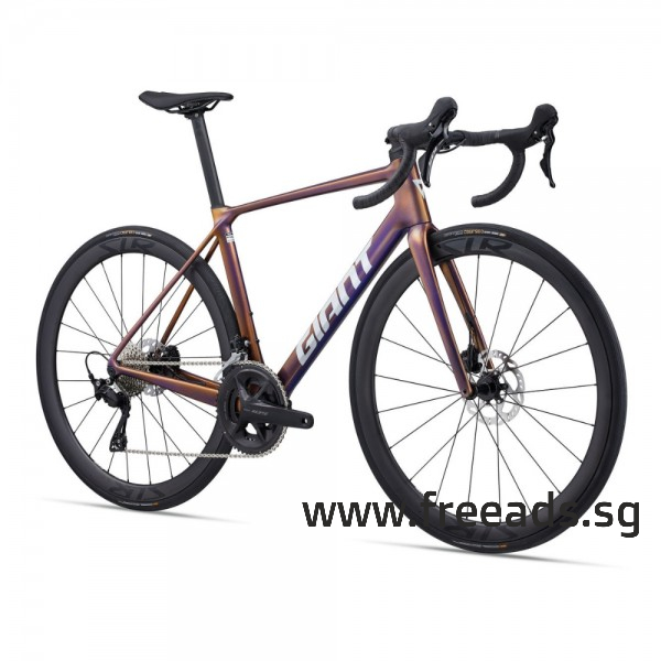 2025 Giant TCR Advanced Pro 2 Road Bike (ZONACYCLES)